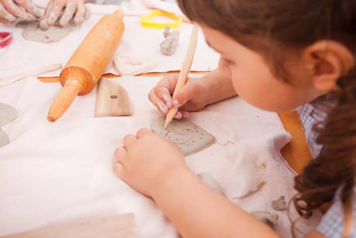 کارگاه مادر و کودک مهارت‌های دست ورزی